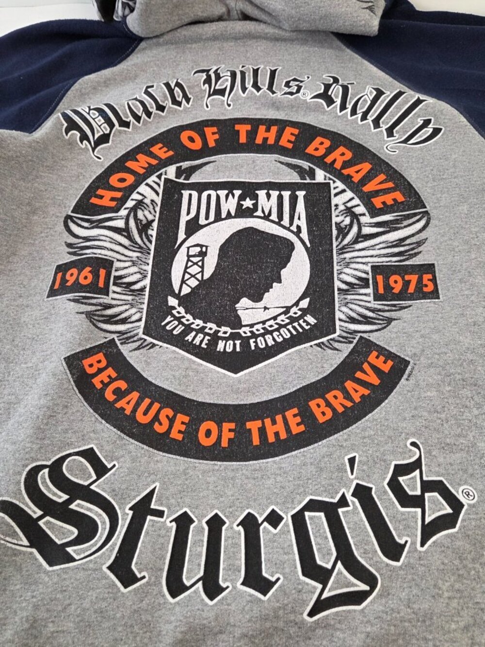 Sturgis Black Hills Rally 2014 Motorcycle Sweatshirt POW MIA Mens Large - Picture 6 of 11